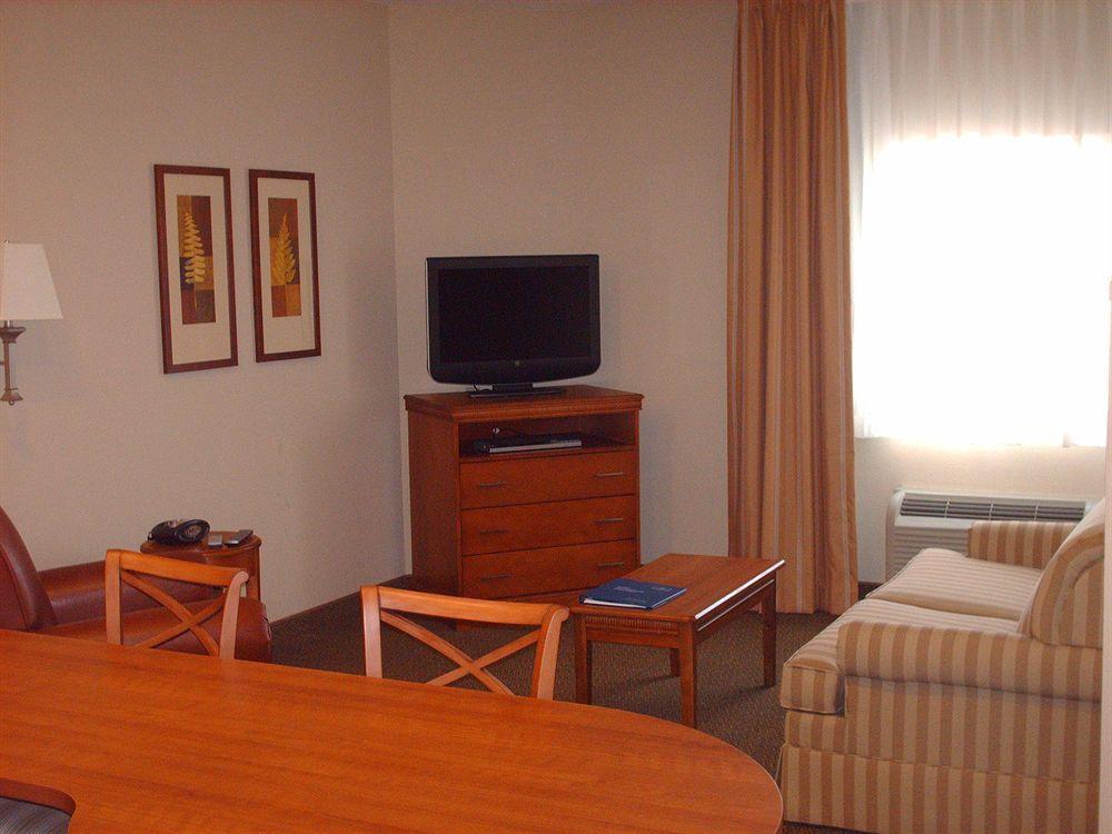 Candlewood Suites Warner Robins By Ihg Habitación foto